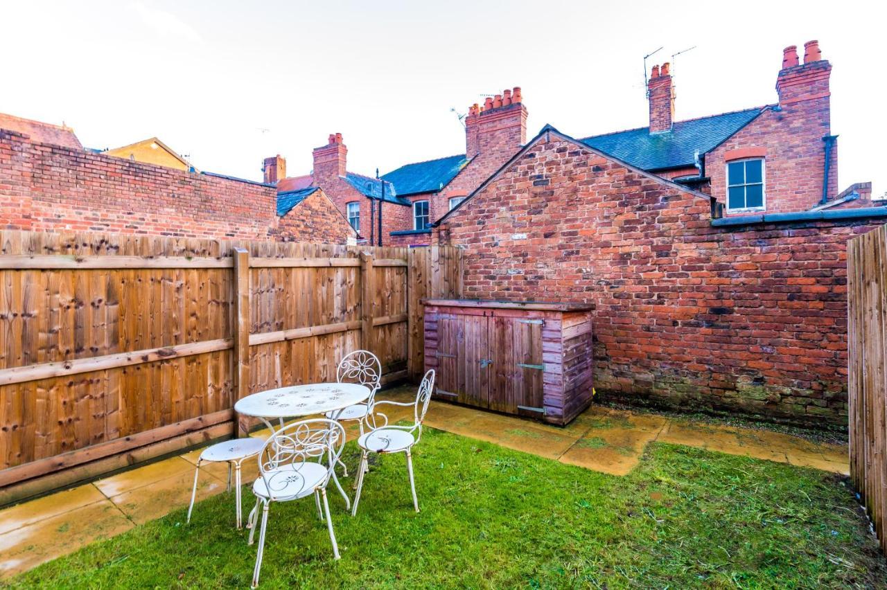 Vila Cestrian House Chester Exteriér fotografie